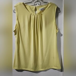 🌷Calvin Klein Light Yellow Pleated Blouse🌷size: L